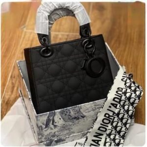 Woman Dior Bags